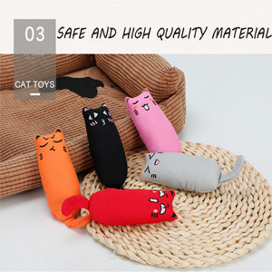 There are 5 pcs catnip toys.