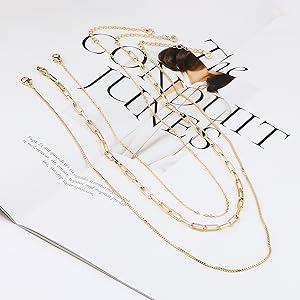 layering necklace 