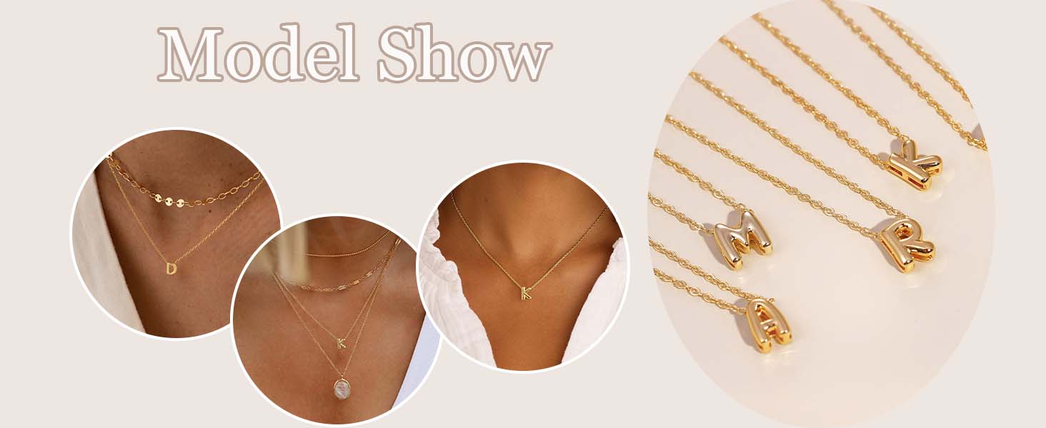 Bubble letter necklace gold