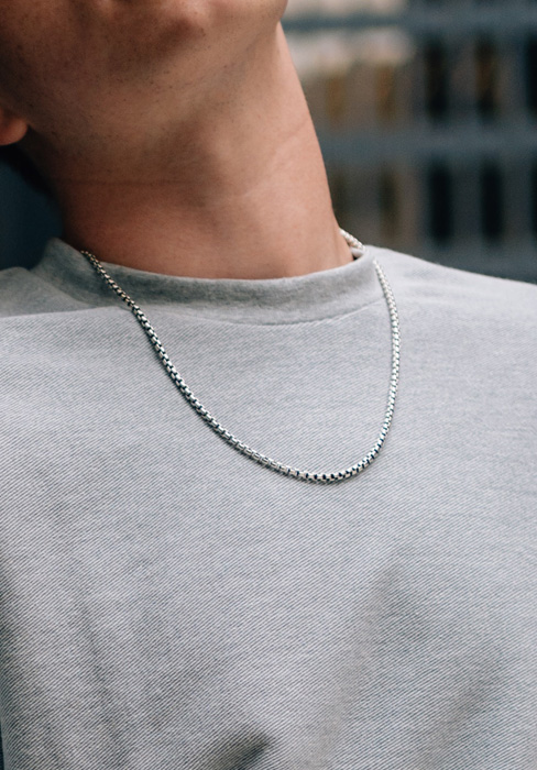 silver box chain