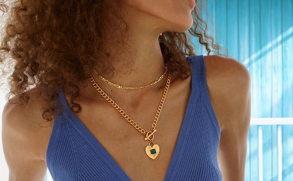 green heart necklace