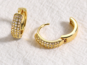 gold hoop earrings