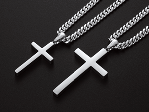 cross pendant necklace 