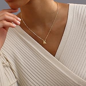 initial necklaces