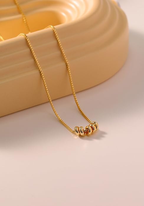 dainty gold necklace