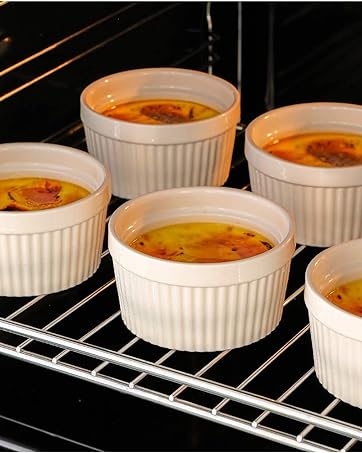plastic plates and bowls sets