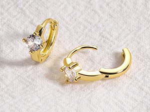 gold hoop earrings